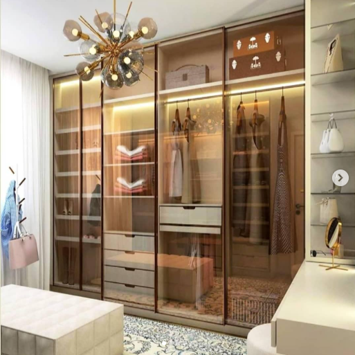Closet planejado produzido pela Marcenaria Lukso